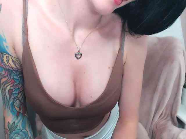 SofiaBrunett webcam