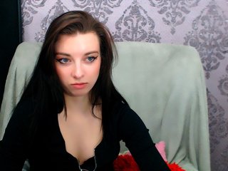VirginLuna Porn Show