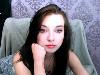 VirginLuna Porn Show