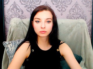 VirginLuna Porn Show