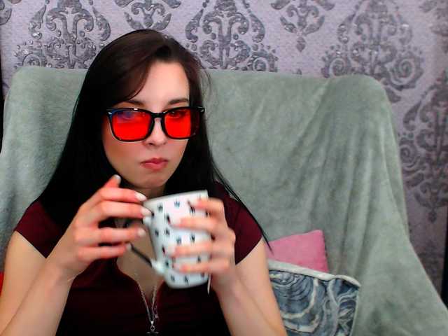 VirginLuna live cam on BongaCams
