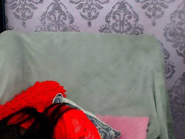 VirginLuna webcam bongacams model stream image