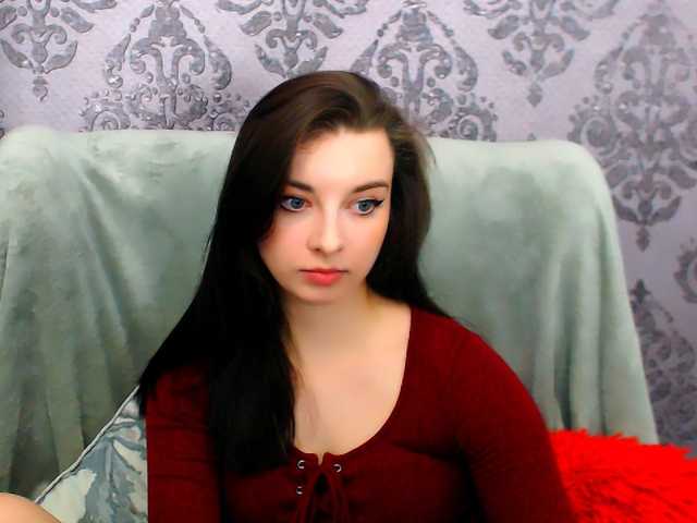 VirginLuna live cam on BongaCams