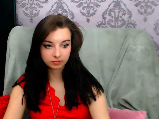 VirginLuna live cam on BongaCams