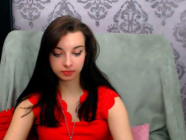 VirginLuna live cam on BongaCams