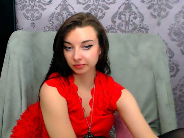 VirginLuna live cam on BongaCams