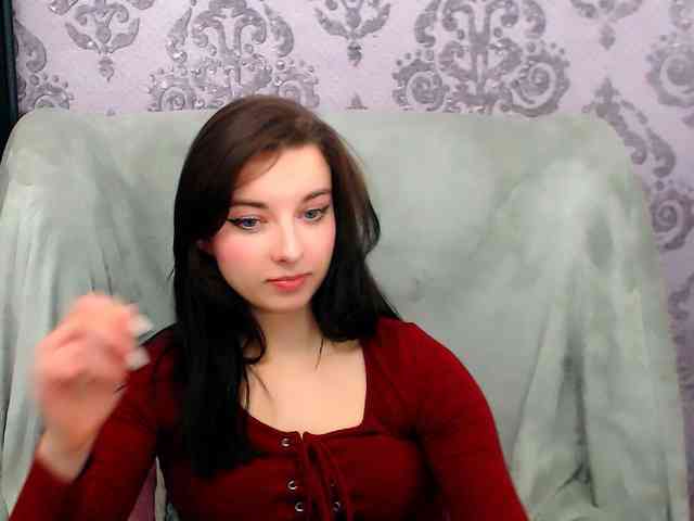 VirginLuna webcam