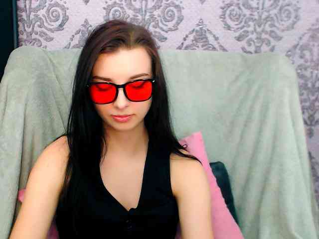 VirginLuna webcam