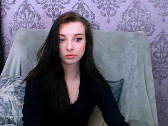 VirginLuna webcam