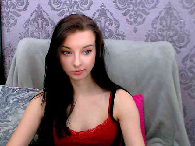 VirginLuna webcam