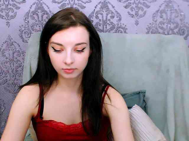 VirginLuna webcam