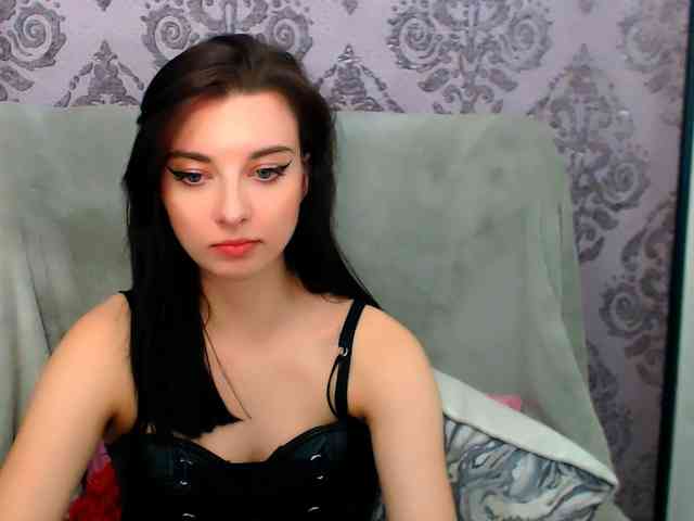 VirginLuna webcam