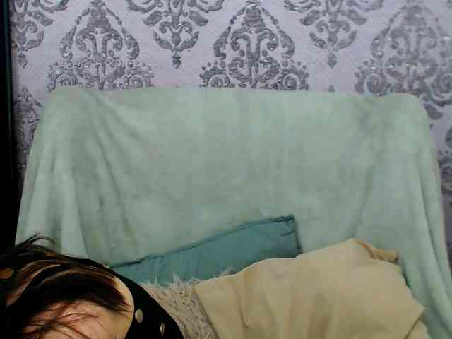 VirginLuna webcam