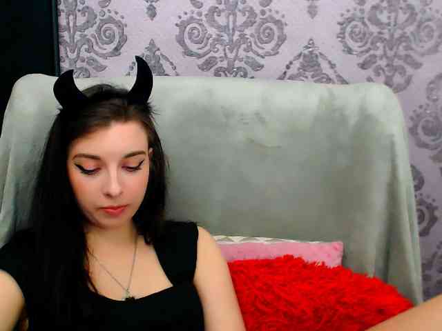 VirginLuna - Girl 