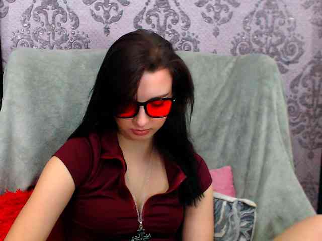 Model: VirginLuna