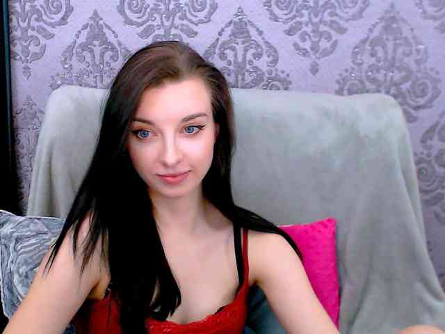 VirginLuna webcam