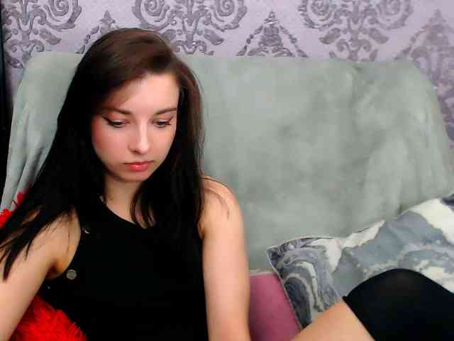 VirginLuna webcam