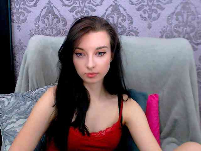 VirginLuna webcam
