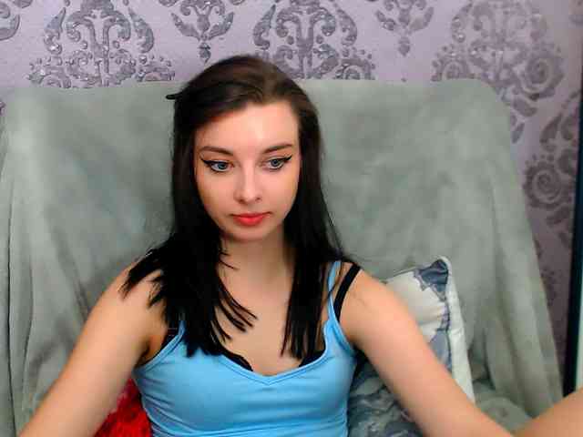 VirginLuna webcam