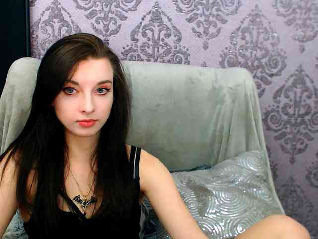 VirginLuna webcam