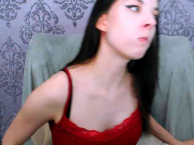 VirginLuna webcam