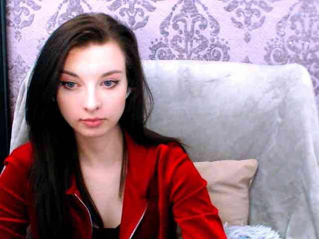 VirginLuna webcam