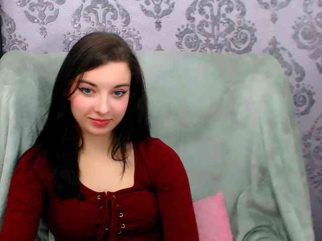 VirginLuna webcam
