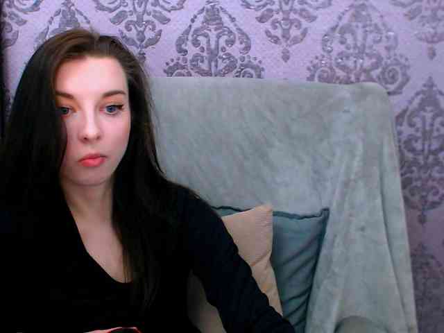 VirginLuna webcam
