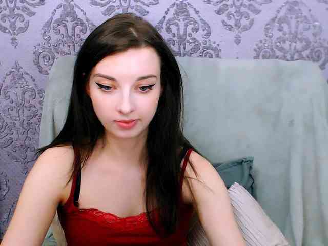VirginLuna webcam