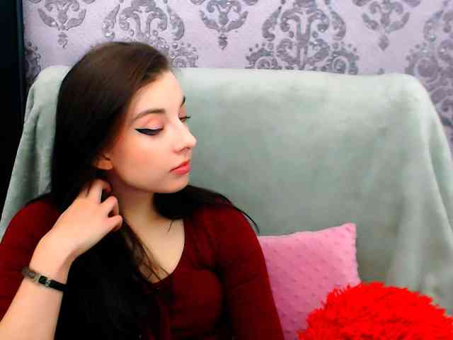Model: VirginLuna