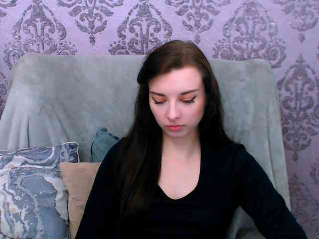 VirginLuna webcam
