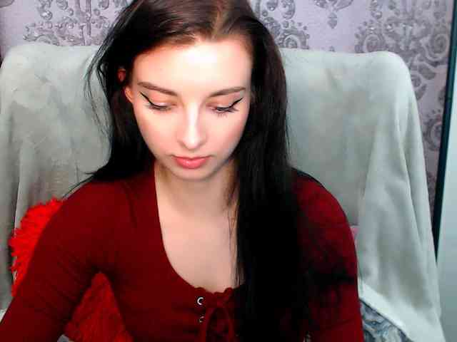 VirginLuna webcam