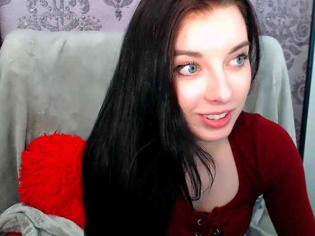 VirginLuna webcam