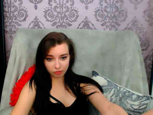 VirginLuna webcam