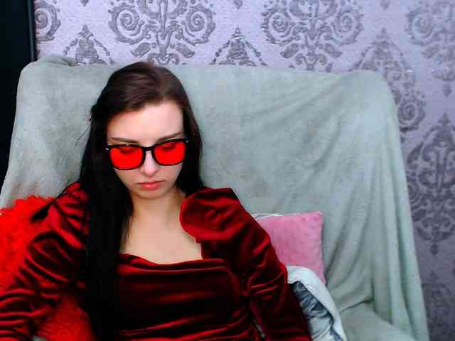 VirginLuna webcam