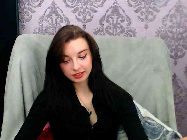 VirginLuna webcam