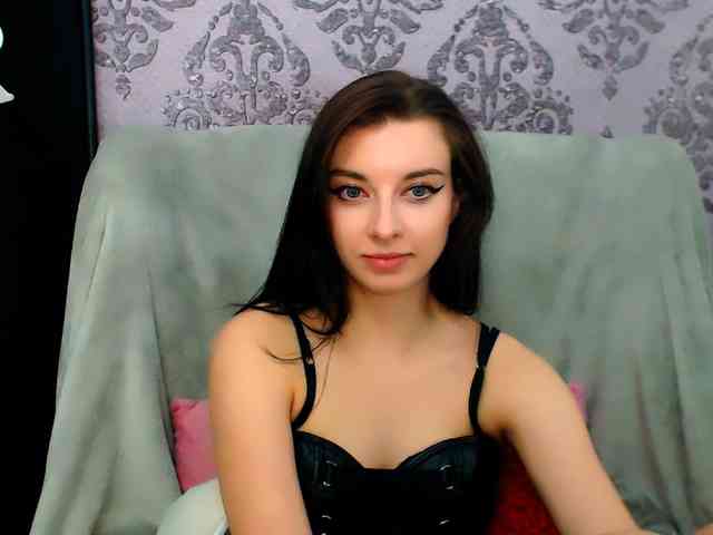 VirginLuna webcam