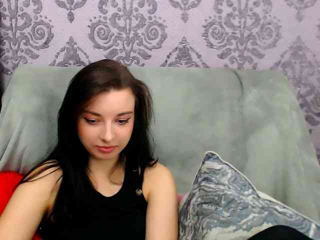 VirginLuna webcam