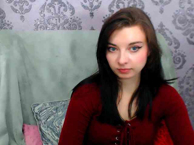 VirginLuna webcam