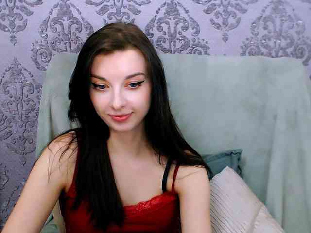 VirginLuna webcam