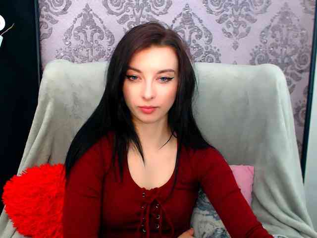 VirginLuna webcam