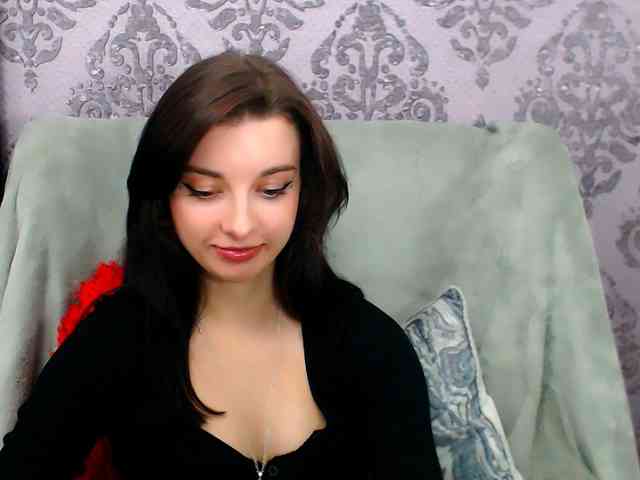 VirginLuna webcam
