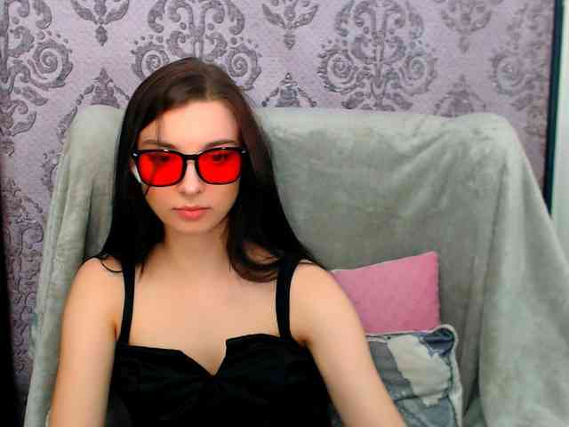 VirginLuna webcam