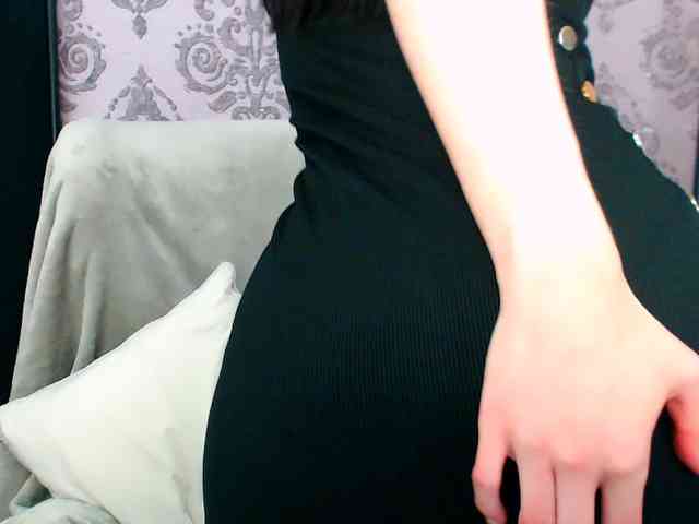 VirginLuna webcam