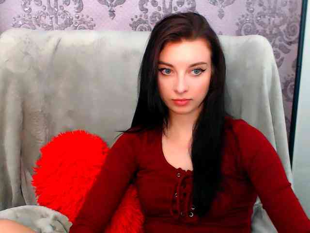 VirginLuna webcam