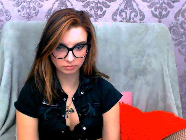 VirginLuna webcam