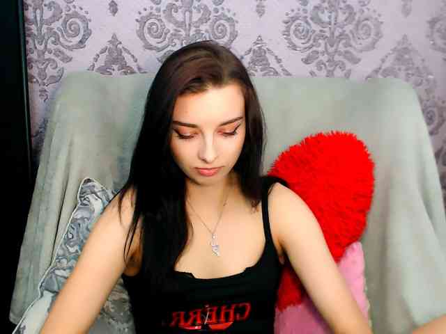 Model: VirginLuna