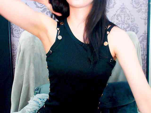 VirginLuna webcam
