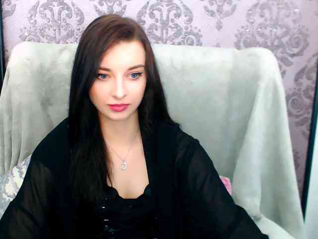 VirginLuna webcam
