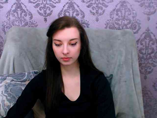 VirginLuna webcam